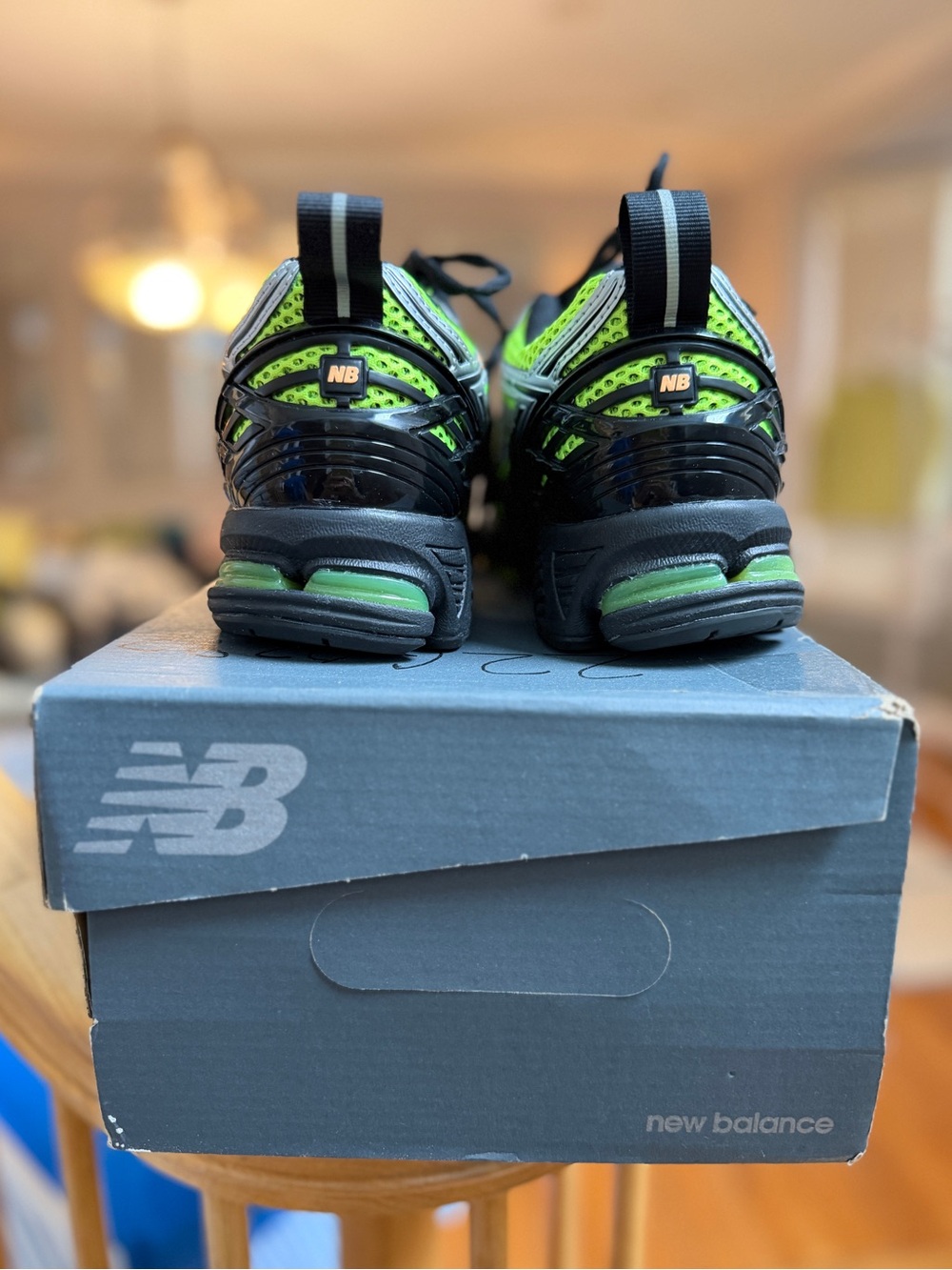 New Balance 1906R yellow grey size 7 - Picture 3 of 5